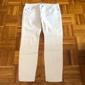 White denim from Vineyard Vines.  Great shape.